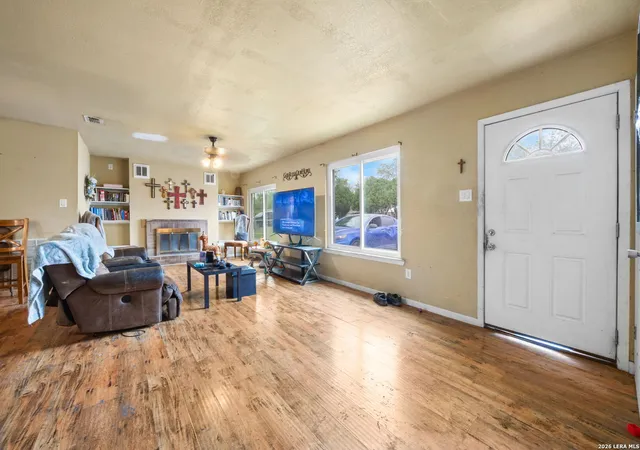 3rd image of 2305 Elaine Dr, Hondo, TX 78861 | MLS# 1957968