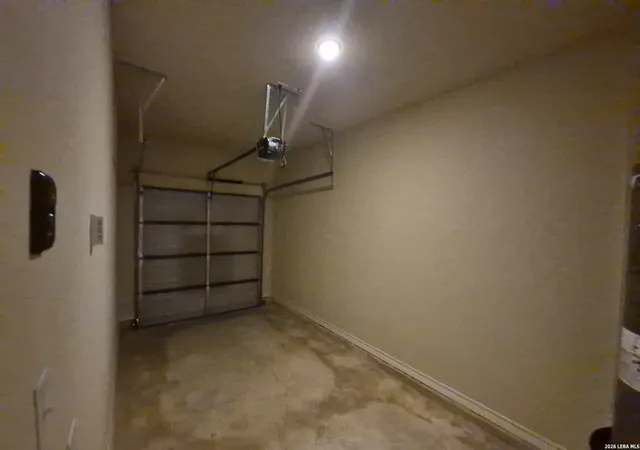 Photo 4 of House for sale at 6866 Lakeview Dr, San Antonio, TX 78244 | MLS# 1958041 | Listing updated on 2026-04-25