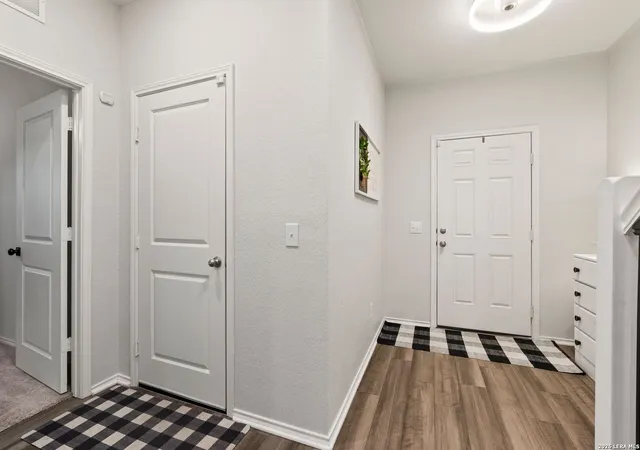 Photo 4 of Single family home for sale at 5303 Hickory Pl, San Antonio, TX 78222 | MLS# 1958163 | Listing updated on 2026-08-06