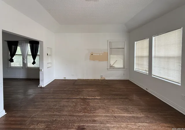 Photo 3 of Sale Pending at 836 Avondale, San Antonio, TX 78223 | MLS# 1958171 | Listing updated on 2026-05-13