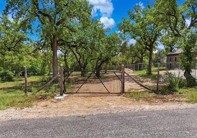 Photo 1 of Land for sale at 1136 Mendelin Dr, San Antonio, TX 78260 | MLS# 1958175 | Listing updated on 2026-04-26