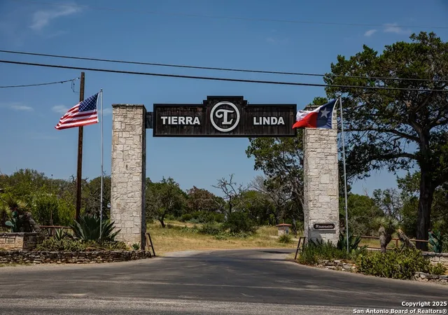 41st image of 135 Lone Oak, Kerrville, TX 78028 | MLS# 1958186