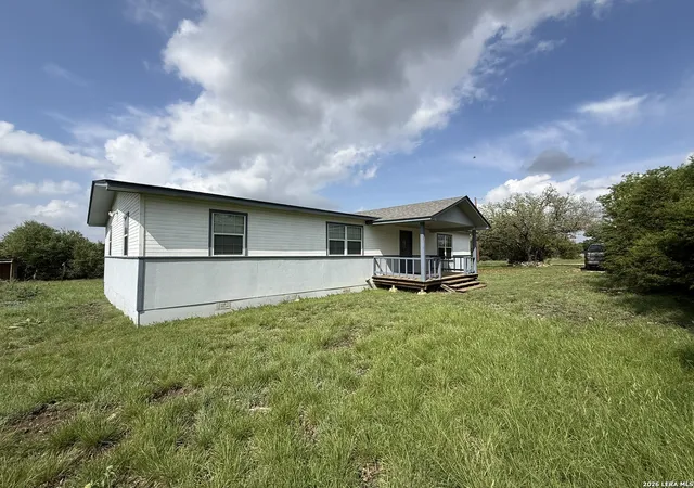 2nd image of 281 Oak, Harper, TX 78631 | MLS# 1958205