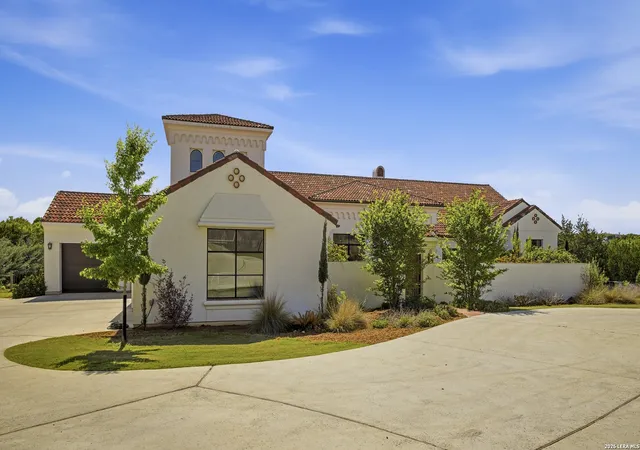 Photo 4 of Single family home for sale at 84 Sunriver, Boerne, TX 78006 | MLS# 1958248 | Listing updated on 2026-09-04
