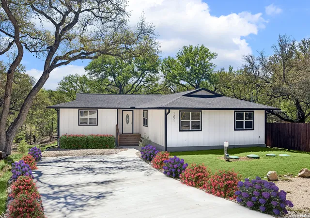 Photo 1 of Single family home for sale at (Undisclosed), Canyon Lake, TX 78133 | MLS# 1958270 | Listing updated on 2026-06-17