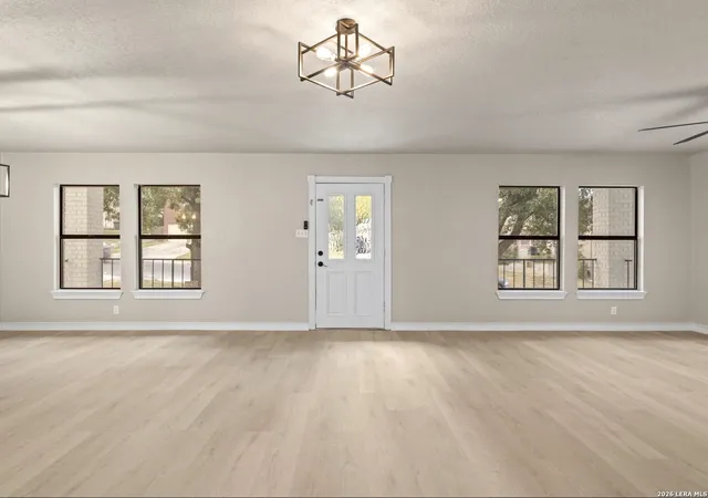 5th image of 7738 Oakhill Park, San Antonio, TX 78249 | MLS# 1958284