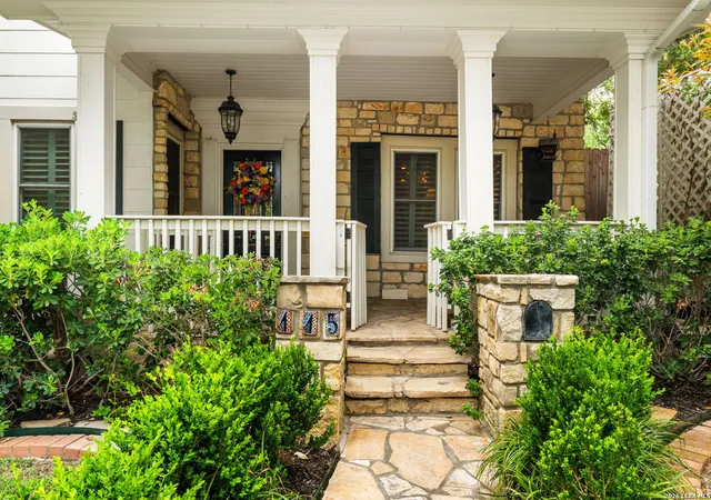 Homes for sale in Alamo Heights, TX | 115 Evans, Alamo Heights, TX 78209 | MLS# 1958287