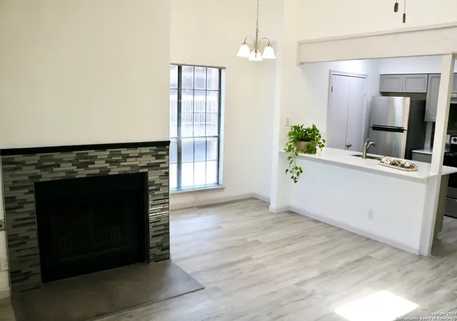 3rd image of 8611 Datapoint #10, San Antonio, TX 78229 | MLS# 1958302
