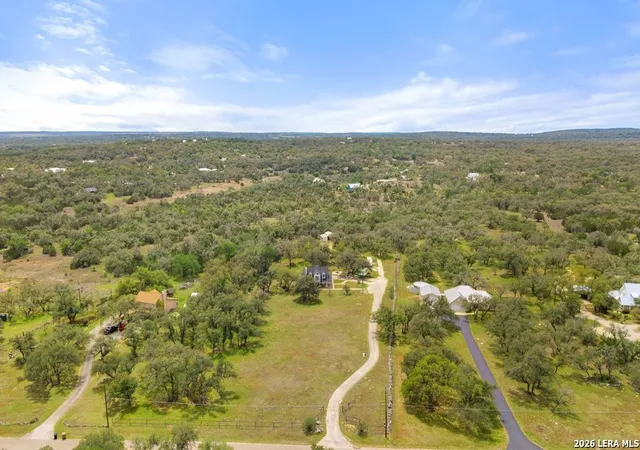 4th image of 8139 Ozark, San Marcos, TX 78666 | MLS# 1958323