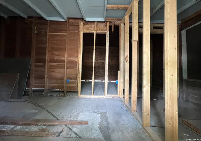 Photo 3 of Single family home for sale at 1322 Hays, San Antonio, TX 78202 | MLS# 1958330 | Listing updated on 2026-04-26