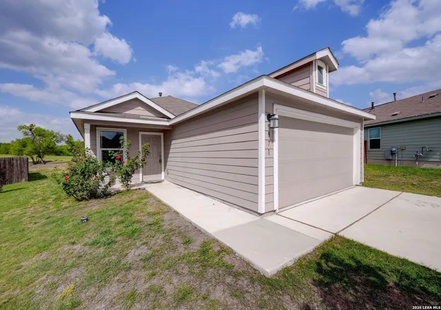 Photo 3 of Single family home for sale at 971 Elder Bnd, San Antonio, TX 78221 | MLS# 1958343 | Listing updated on 2026-08-13
