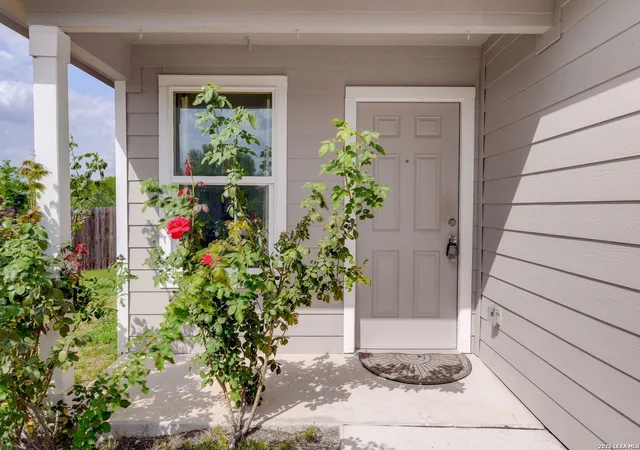 Photo 3 of Single family home for sale at 971 Elder Bnd, San Antonio, TX 78221 | MLS# 1958343 | Listing updated on 2026-08-13