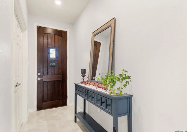 Photo 2 of Single family home for sale at 4024 Sunfield Dr, Seguin, TX 78155 | MLS# 1958383 | Listing updated on 2026-07-24