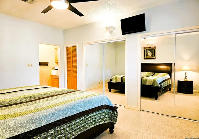 Photo 3 of Multi family home for sale at 799 County Road 6612, Devine, TX 78016 | MLS# 1958405 | Listing updated on 2026-04-27