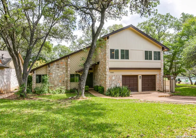 Photo 2 of Sale Pending at 14302 Fox Fire Ln, San Antonio, TX 78231 | MLS# 1958410 | Listing updated on 2026-04-26