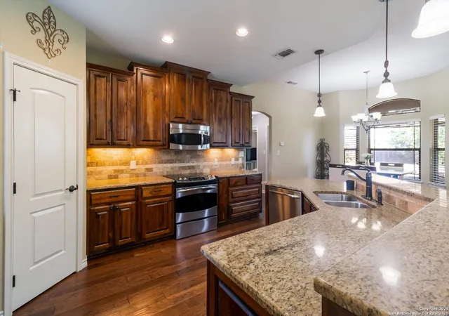 Photo 2 of Sale Pending at 1758 Crooked Crk, Pleasanton, TX 78064 | MLS# 1958442 | Listing updated on 2026-04-29