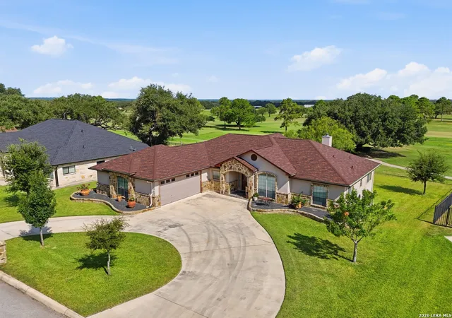 5th image of 717 Jack Nicklaus, Devine, TX 78016 | MLS# 1958448