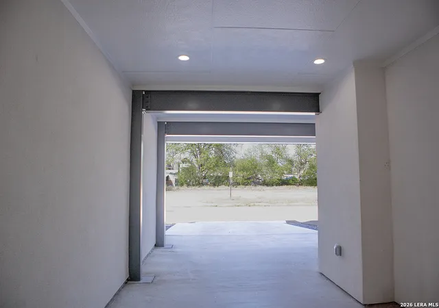 11th image of 130 E Lachapelle, San Antonio, TX 78204 | MLS# 1958465