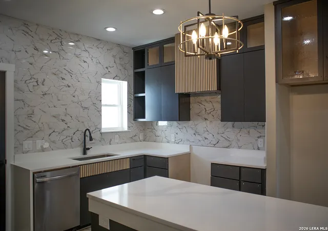 1st image of 130 E Lachapelle, San Antonio, TX 78204 | MLS# 1958465