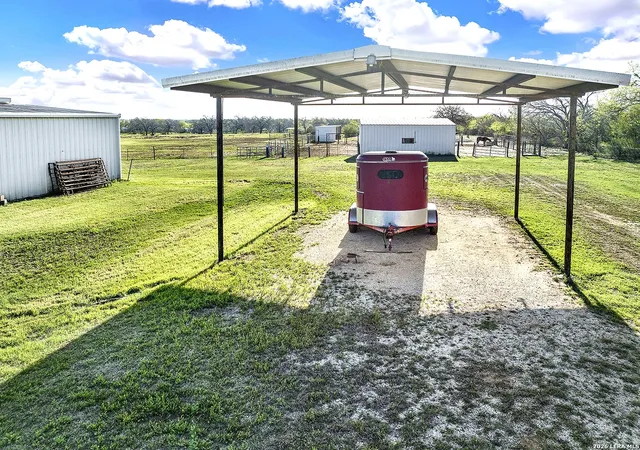 4th image of 4680 Mount Olive Rd, Adkins, TX 78101 | MLS# 1958489