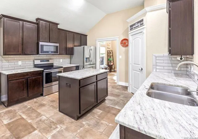 Homes for sale in Wimberley, TX | 3 Memory Ln, Wimberley, TX 78676 | MLS# 1958502