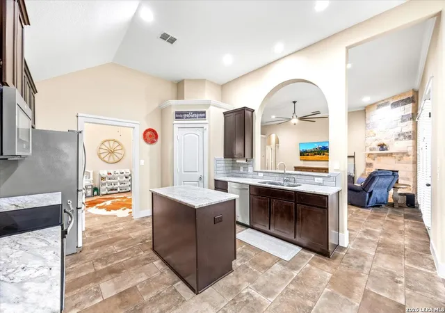 Homes for sale in Wimberley, TX | 3 Memory Ln, Wimberley, TX 78676 | MLS# 1958502