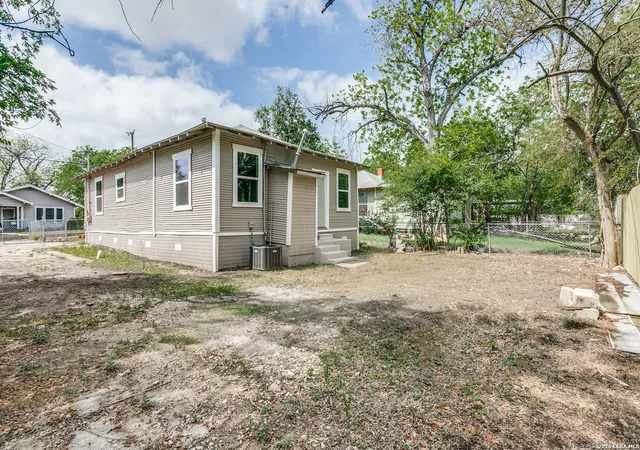 Homes for sale in San Antonio, TX | 1319 Paso Hondo, San Antonio, TX 78202 | MLS# 1958503