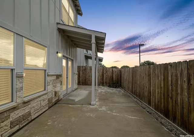 5th image of 256 Sapphire # 502, New Braunfels, TX 78130 | MLS# 1958510