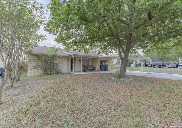 Photo 2 of Sale Pending at 4410 Summer Wind St, San Antonio, TX 78217 | MLS# 1958530 | Listing updated on 2026-08-23
