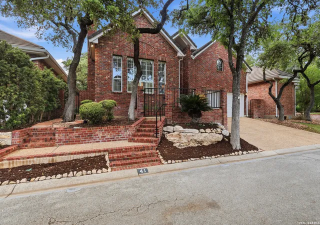 Photo 2 of Sale Pending at 41 Villa Verde, San Antonio, TX 78230 | MLS# 1958551 | Listing updated on 2026-04-22