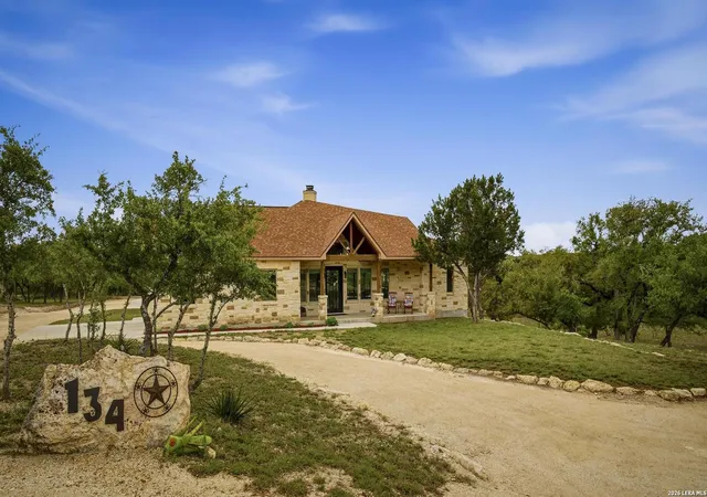 Photo 2 of Sale Pending at 134 Stallion Estates Dr, Spring Branch, TX 78070 | MLS# 1958552 | Listing updated on 2026-09-10