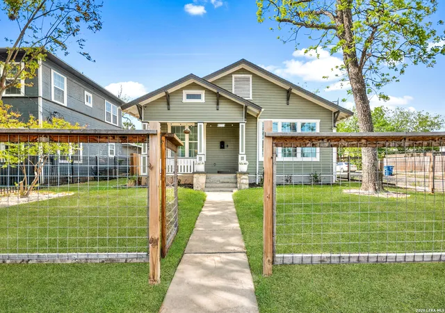 Photo 2 of Sale Pending at 1502 Nolan St, San Antonio, TX 78202 | MLS# 1958556 | Listing updated on 2026-05-05