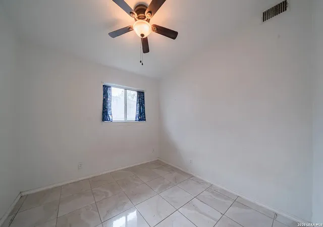 Photo 4 of Single family home for sale at 6042 Elm Valley Dr, San Antonio, TX 78242 | MLS# 1958568 | Listing updated on 2026-04-27