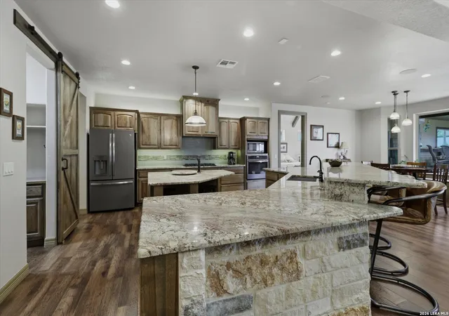 Photo 4 of Single family home for sale at 1466 Crossbow, Canyon Lake, TX 78133 | MLS# 1958570 | Listing updated on 2026-05-13