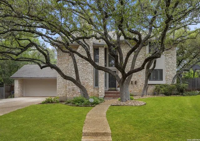 Photo 2 of Sale Pending at 3515 Hunters Cir, San Antonio, TX 78230 | MLS# 1958571 | Listing updated on 2026-04-29