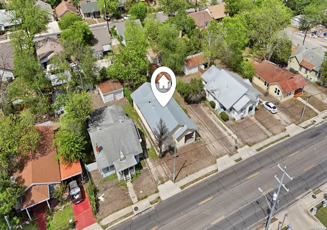 Photo 2 of Single family home for sale at 2437 E Houston St, San Antonio, TX 78202 | MLS# 1958604 | Listing updated on 2026-07-24