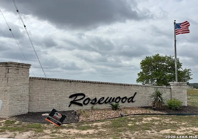 Photo 3 of Sale Pending at 472 Rose Blossom Loop, La Vernia, TX 78121 | MLS# 1958682 | Listing updated on 2026-05-11