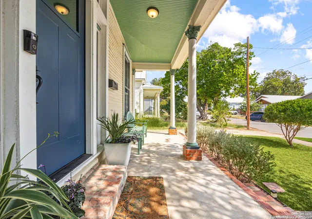 Homes for sale in San Antonio, TX | 135 Vitra, San Antonio, TX 78210 | MLS# 1958694