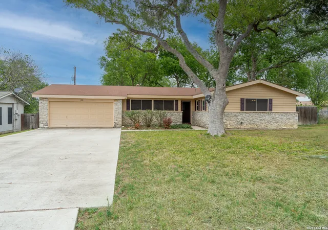 Photo 1 of Single family home for sale at 838 Boulder Dr, Universal City, TX 78148 | MLS# 1958759 | Listing updated on 2026-04-21