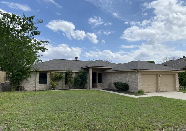 Photo 2 of Single family home for sale at 5842 Spring Vly, San Antonio, TX 78247 | MLS# 1958775 | Listing updated on 2026-08-23
