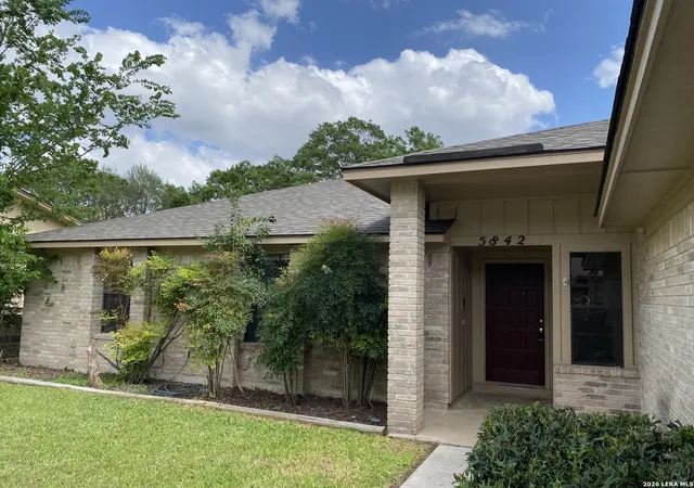 Photo 3 of Single family home for sale at 5842 Spring Vly, San Antonio, TX 78247 | MLS# 1958775 | Listing updated on 2026-08-23