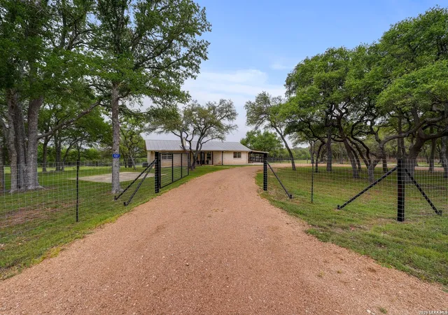 Photo 1 of Single family home for sale at 1267 River Bend Dr, Blanco, TX 78606 | MLS# 1958778 | Listing updated on 2026-09-12