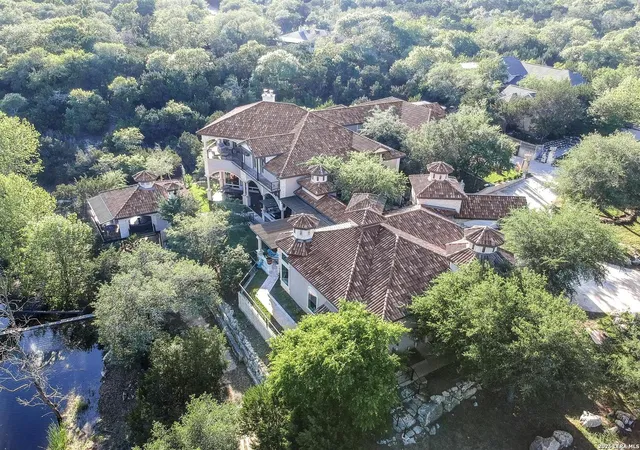 Photo 4 of Single family home for sale at 9469 Canyon Mist, Helotes, TX 78023 | MLS# 1958793 | Listing updated on 2026-04-27