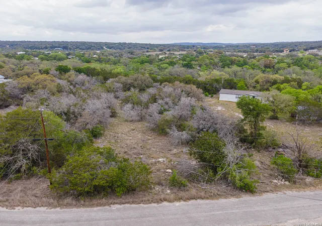 Photo 4 of Land for sale at 223 Bluff View Dr, Spring Branch, TX 78070 | MLS# 1958798 | Listing updated on 2026-09-17