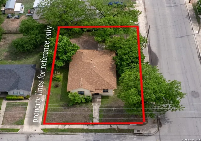 4th image of 137 W Garden St, Uvalde, TX 78801 | MLS# 1958827