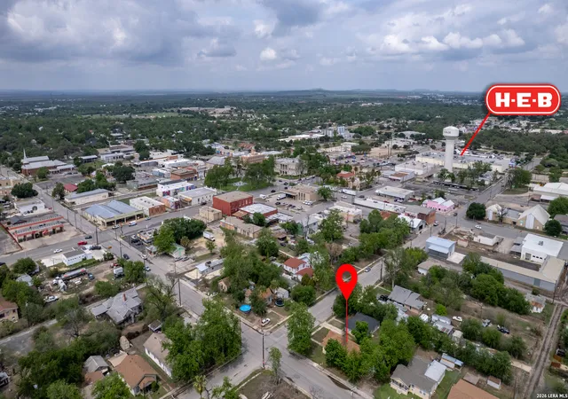 5th image of 137 W Garden St, Uvalde, TX 78801 | MLS# 1958827