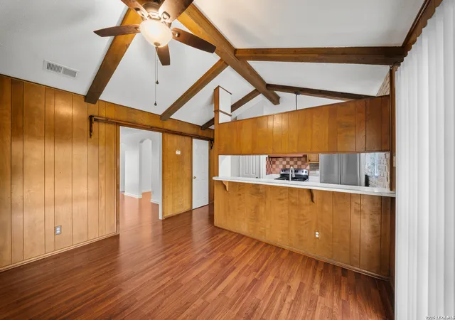 Photo 3 of Sale Pending at 7246 Hickory Grv Dr, San Antonio, TX 78227 | MLS# 1958830 | Listing updated on 2026-04-27