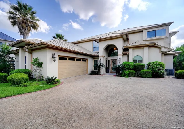 Photo 1 of Sale Pending at 11827 Ml Rock Rd, San Antonio, TX 78230 | MLS# 1958872 | Listing updated on 2026-04-26