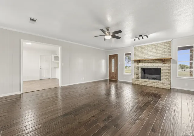 5th image of 124 Home Pl, Adkins, TX 78101 | MLS# 1958878