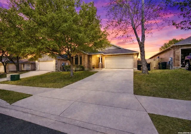 Homes for sale in Schertz, TX | 3417 Whisper Blf, Schertz, TX 78108 | MLS# 1958930
